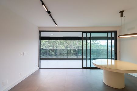 Apartamento para alugar com 3 quartos, 145m² em Jardim Fonte do Morumbi, São Paulo
