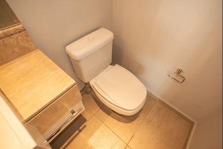 Apartamento para alugar com 250m², 3 quartos e 4 vagas Apartamento para alugar com 250m², 3 quartos e 4 vagasLavabo