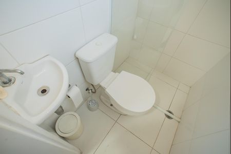 Apartamento para alugar com 250m², 3 quartos e 4 vagas Apartamento para alugar com 250m², 3 quartos e 4 vagasBanheiro de Serviço