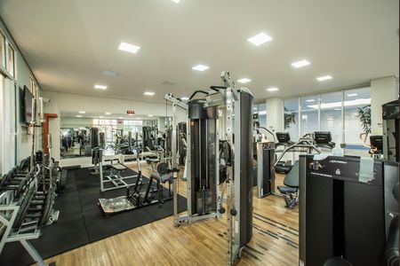 Apartamento para alugar com 250m², 3 quartos e 4 vagas Apartamento para alugar com 250m², 3 quartos e 4 vagasÁrea comum - Academia