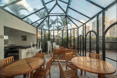 Apartamento para alugar com 250m², 3 quartos e 4 vagas Apartamento para alugar com 250m², 3 quartos e 4 vagasÁrea comum - Churrasqueira