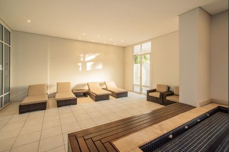 Apartamento para alugar com 250m², 3 quartos e 4 vagas Apartamento para alugar com 250m², 3 quartos e 4 vagasÁrea comum - Spa