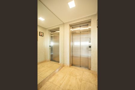 Apartamento para alugar com 250m², 3 quartos e 4 vagas Apartamento para alugar com 250m², 3 quartos e 4 vagasHall privativo