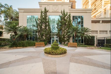 Apartamento para alugar com 250m², 3 quartos e 4 vagas Apartamento para alugar com 250m², 3 quartos e 4 vagasHall de entrada