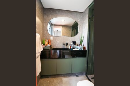 Apartamento à venda com 77m², 2 quartos e 1 vaga Apartamento à venda com 77m², 2 quartos e 1 vagaBanheiro da Suíte 1