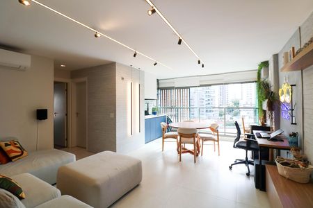 Apartamento à venda com 77m², 2 quartos e 1 vaga Apartamento à venda com 77m², 2 quartos e 1 vagaSala / Cozinha