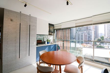 Apartamento à venda com 77m², 2 quartos e 1 vaga Apartamento à venda com 77m², 2 quartos e 1 vagaSala / Cozinha