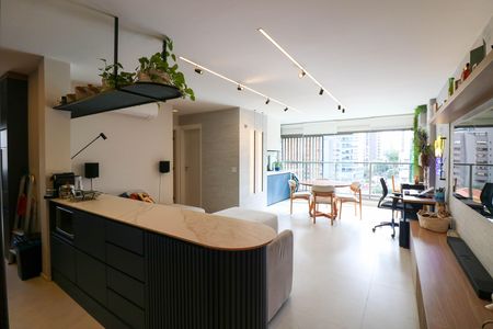 Apartamento à venda com 77m², 2 quartos e 1 vaga Apartamento à venda com 77m², 2 quartos e 1 vagaSala / Cozinha