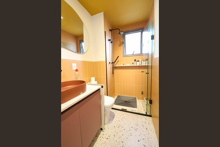 Apartamento à venda com 77m², 2 quartos e 1 vaga Apartamento à venda com 77m², 2 quartos e 1 vagaBanheiro da Suíte 2