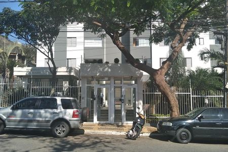 Apartamento à venda com 65m², 2 quartos e 1 vaga Apartamento à venda com 65m², 2 quartos e 1 vagaFachada