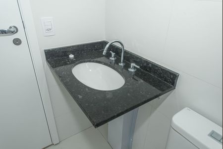 Apartamento à venda com 81m², 2 quartos e 1 vagaBanheiro da Suíte