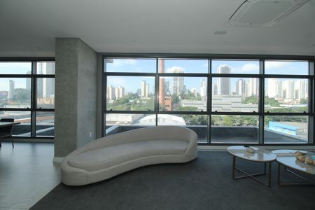 Studio à venda com 22m², 1 quarto e sem vagaÁrea comum - Salão de festas