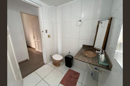 Casa para alugar com 450m², 5 quartos e 8 vagasBanheiro