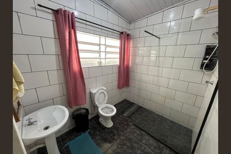 Casa para alugar com 450m², 5 quartos e 8 vagasBanheiro