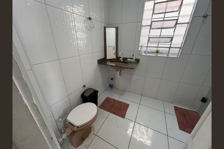 Casa para alugar com 450m², 5 quartos e 8 vagasBanheiro