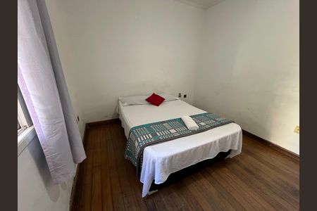 Casa para alugar com 450m², 5 quartos e 8 vagasQuarto 4