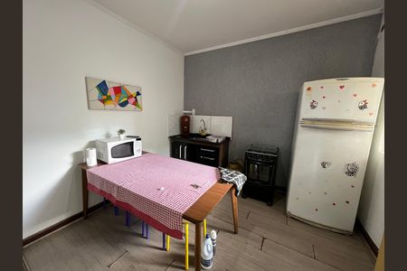 Casa para alugar com 450m², 5 quartos e 8 vagasCozinha