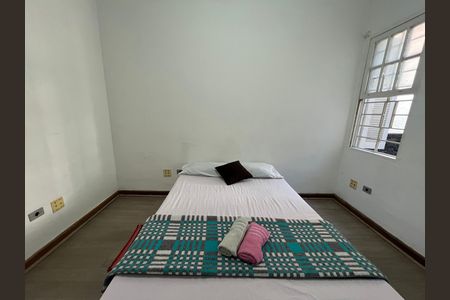Casa para alugar com 450m², 5 quartos e 8 vagasQuarto 2
