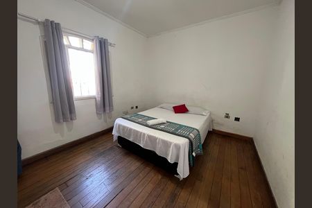 Casa para alugar com 450m², 5 quartos e 8 vagasQuarto 4