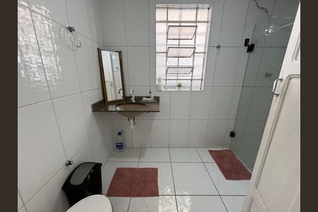 Casa para alugar com 450m², 5 quartos e 8 vagasBanheiro
