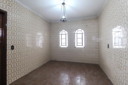 Casa para alugar com 115m², 2 quartos e 2 vagas Casa para alugar com 115m², 2 quartos e 2 vagasCopa