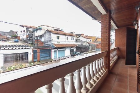 Casa para alugar com 115m², 2 quartos e 2 vagas Casa para alugar com 115m², 2 quartos e 2 vagasVaranda Quarto 1