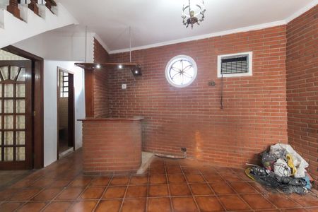 Casa para alugar com 115m², 2 quartos e 2 vagas Casa para alugar com 115m², 2 quartos e 2 vagasSala