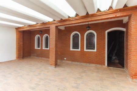 Casa para alugar com 115m², 2 quartos e 2 vagas Casa para alugar com 115m², 2 quartos e 2 vagasGaragem