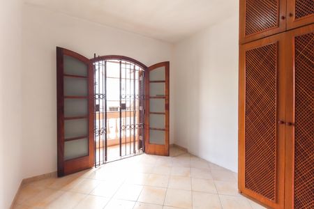 Casa para alugar com 115m², 2 quartos e 2 vagas Casa para alugar com 115m², 2 quartos e 2 vagasQuarto 2