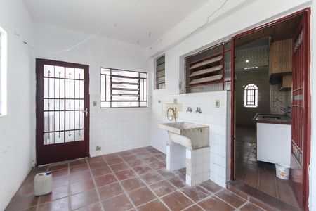 Casa para alugar com 115m², 2 quartos e 2 vagas Casa para alugar com 115m², 2 quartos e 2 vagasÁrea de Serviço