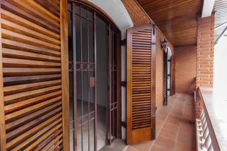 Casa para alugar com 115m², 2 quartos e 2 vagas Casa para alugar com 115m², 2 quartos e 2 vagasVaranda Quarto 2