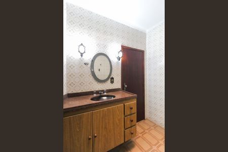 Casa para alugar com 115m², 2 quartos e 2 vagas Casa para alugar com 115m², 2 quartos e 2 vagasBanheiro