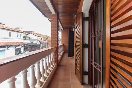 Casa para alugar com 115m², 2 quartos e 2 vagas Casa para alugar com 115m², 2 quartos e 2 vagasVaranda Quarto 1