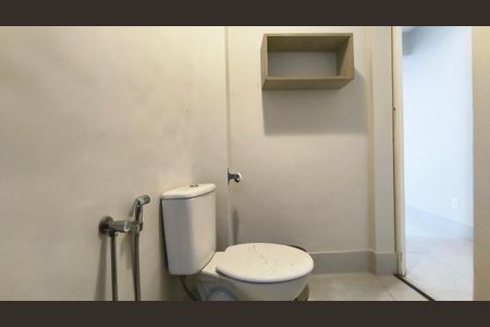 Studio à venda com 42m², 1 quarto e sem vaga Studio à venda com 42m², 1 quarto e sem vagaBanheiro