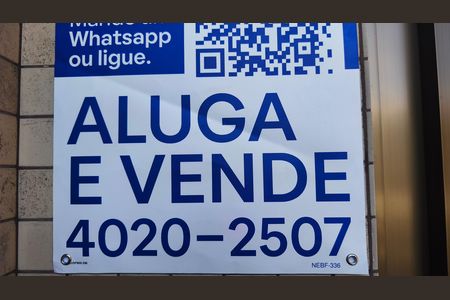 Studio à venda com 42m², 1 quarto e sem vaga Studio à venda com 42m², 1 quarto e sem vagaPlaquinha NEBF-336