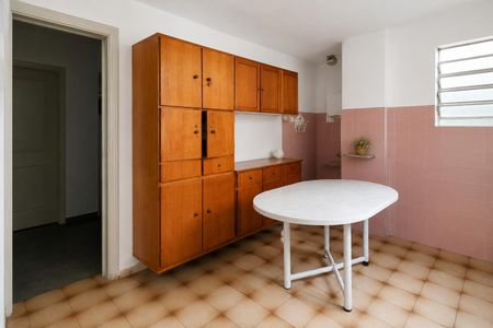 Casa à venda com 2 quartos, 200m² em Jabaquara, São Paulo