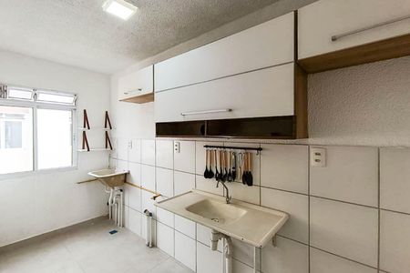 Apartamento para alugar com 42m², 2 quartos e sem vagaCozinha e Área de Serviço