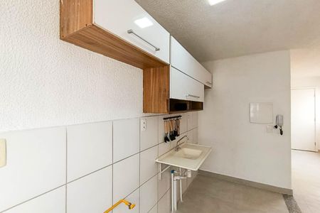 Apartamento para alugar com 42m², 2 quartos e sem vagaCozinha e Área de Serviço