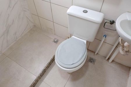 Apartamento para alugar com 42m², 2 quartos e sem vagaBanheiro