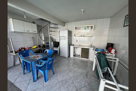 Casa à venda com 404m², 3 quartos e 4 vagasCasa da piscina