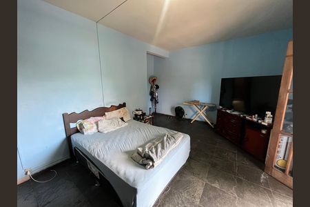 Casa à venda com 404m², 3 quartos e 4 vagasQuarto 1