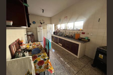 Cozinha de casa à venda com 3 quartos, 404m² em Portuguesa, Rio de Janeiro