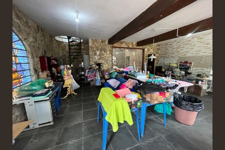 Sala de casa à venda com 3 quartos, 404m² em Portuguesa, Rio de Janeiro