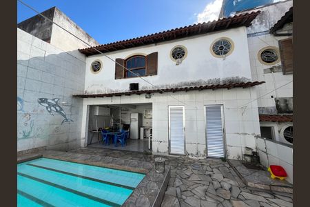 Casa à venda com 404m², 3 quartos e 4 vagasCasa da piscina