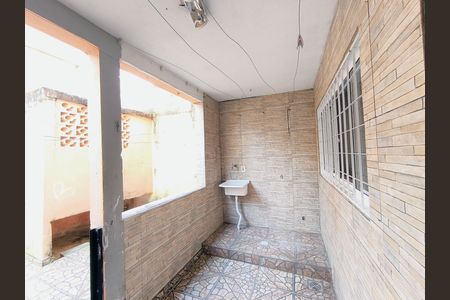 Casa para alugar com 52m², 2 quartos e sem vaga
