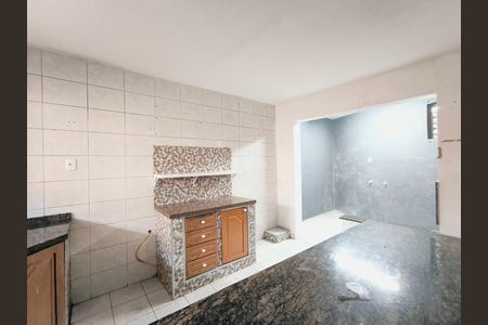 Casa para alugar com 52m², 2 quartos e sem vaga