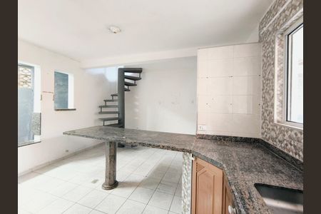 Casa para alugar com 52m², 2 quartos e sem vaga