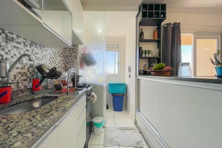 Apartamento à venda com 57m², 2 quartos e 1 vaga Apartamento à venda com 57m², 2 quartos e 1 vagaCozinha e Área de Serviço