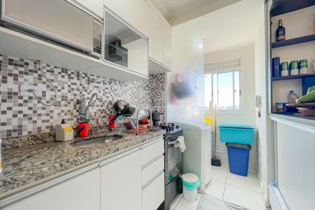 Apartamento à venda com 57m², 2 quartos e 1 vaga Apartamento à venda com 57m², 2 quartos e 1 vagaCozinha e Área de Serviço