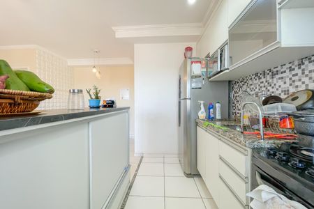 Apartamento à venda com 57m², 2 quartos e 1 vaga Apartamento à venda com 57m², 2 quartos e 1 vagaCozinha e Área de Serviço